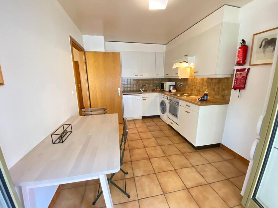 Comfortable, Very Well Located Between Train Station And Lake! Lozan Dış mekan fotoğraf